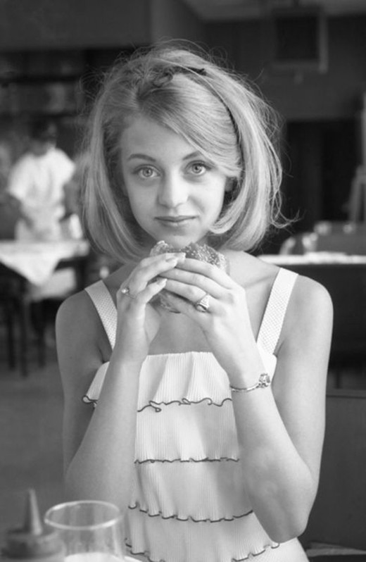 Goldie Hawn