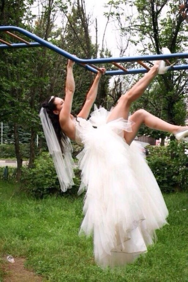 54 Tragically Awkward Wedding Photos Sticky Day Page 32 